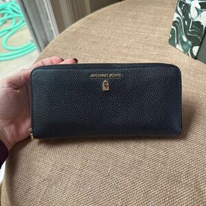 Michael Kors Black Pebbled Leather Wallet - Excellent Condition